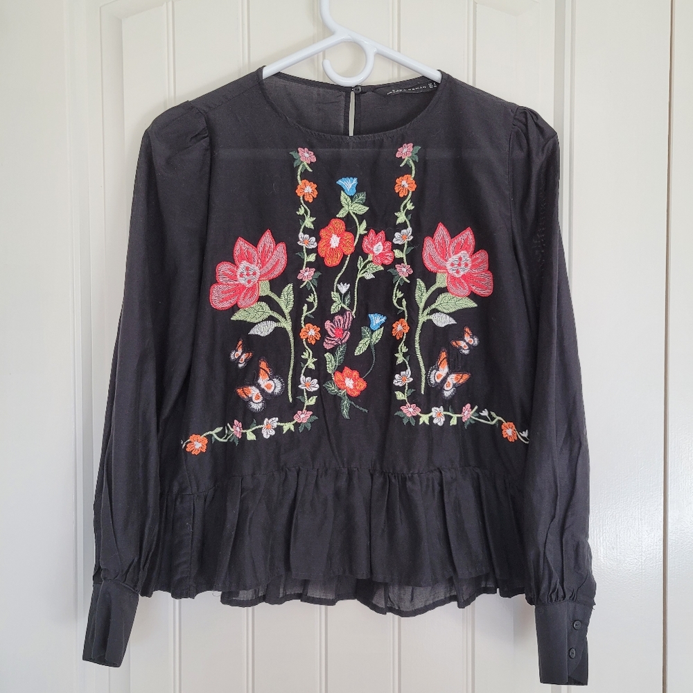 Zara dark floral boho cottagecore embroidered gauze artsy art to wear top